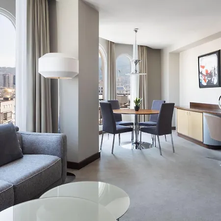 Hotel Marriott 5*