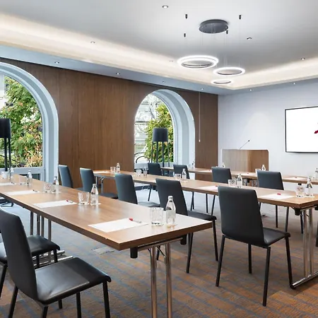 Marriott Hotel 5*