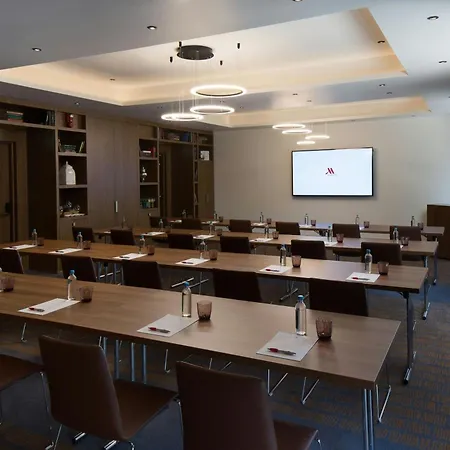Marriott Hotel 5*
